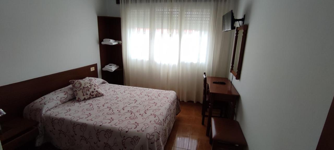 Pension Vazquez Vimianzo Exterior photo